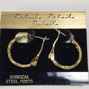 Women's Fashion Gold tone Twisted Hoop Design Latch Earrings - Stylish